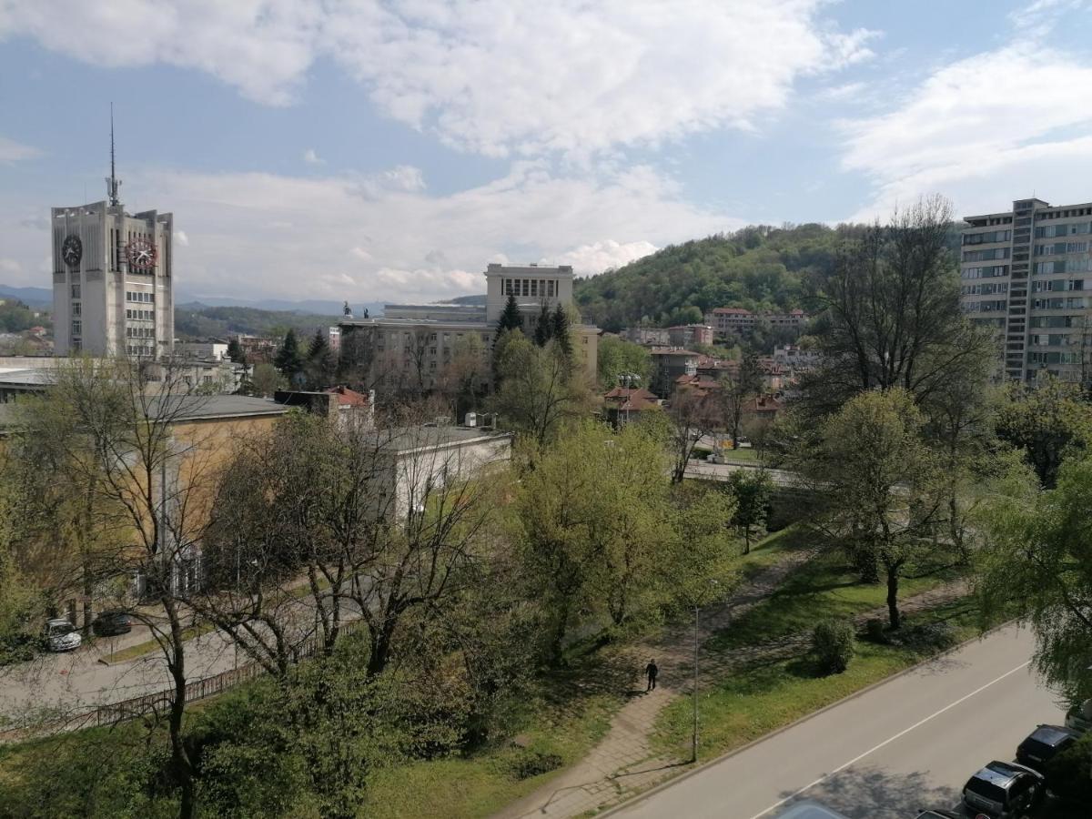 Апартамент Фея - Топ Център, Безплатно Паркомясто Gabrovo Buitenkant foto